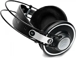 AKG K702