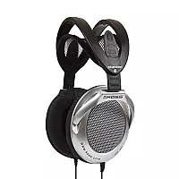Koss UR40