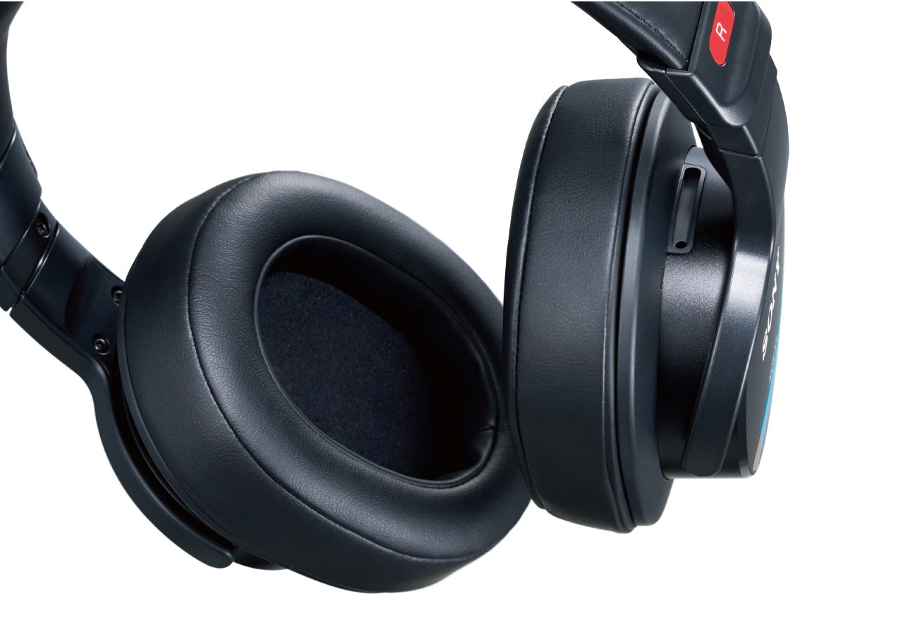 Sony MDR-M1 price